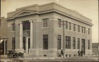 Old Time Photo of a Building